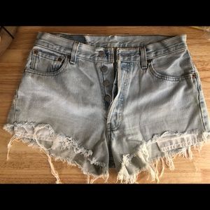 Vintage Levi’s High Waisted 501 Cut off Shorts